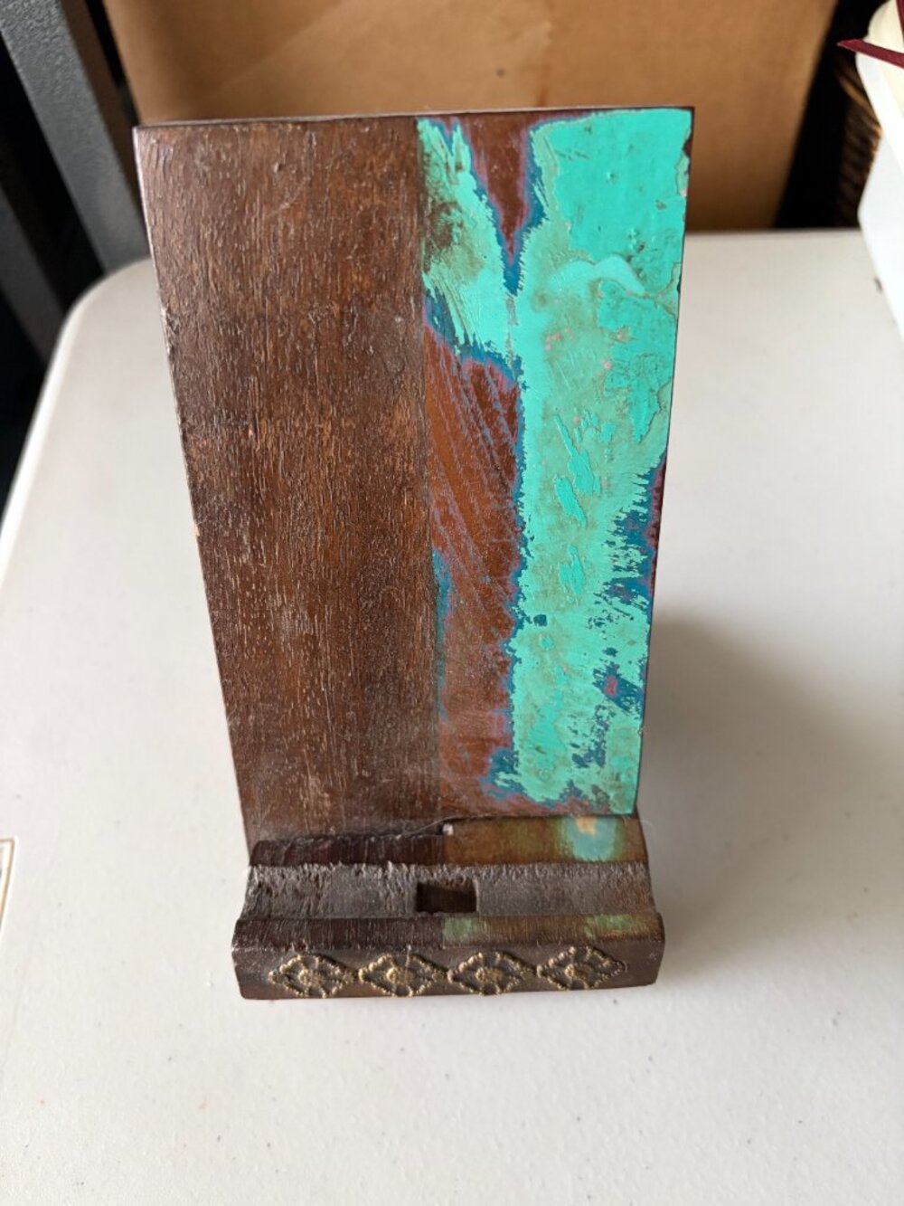 Globein Handmade Cell Phone Charging Station